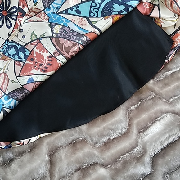 Stunning Nicole Miller Studio 100% silk skirt Sz 8 - Picture 7 of 7